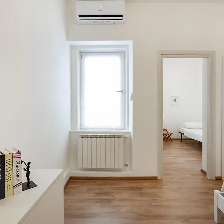 Apartment Elegante Rifugio D'annunzio Con Parcheggio A Trieste